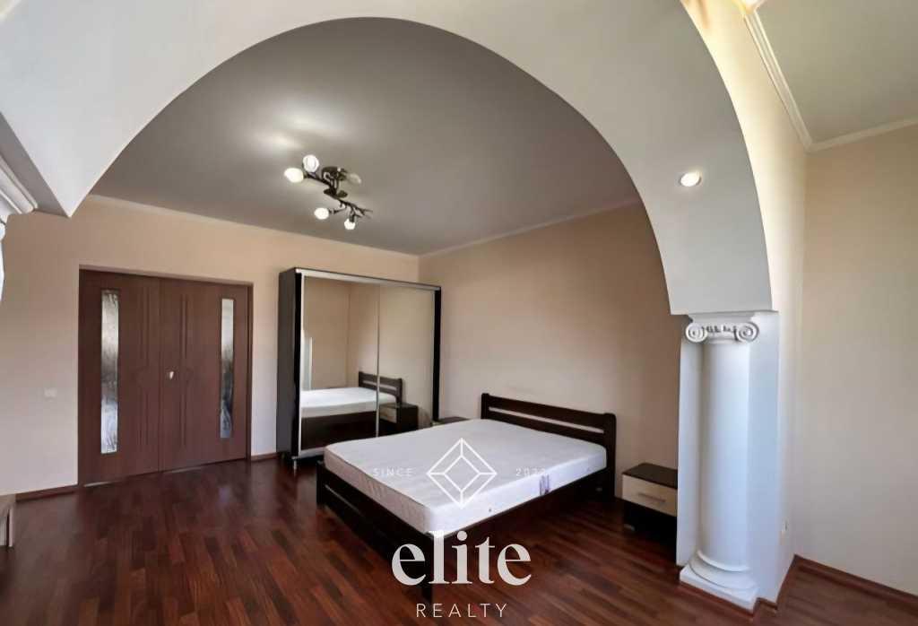 elite realty image