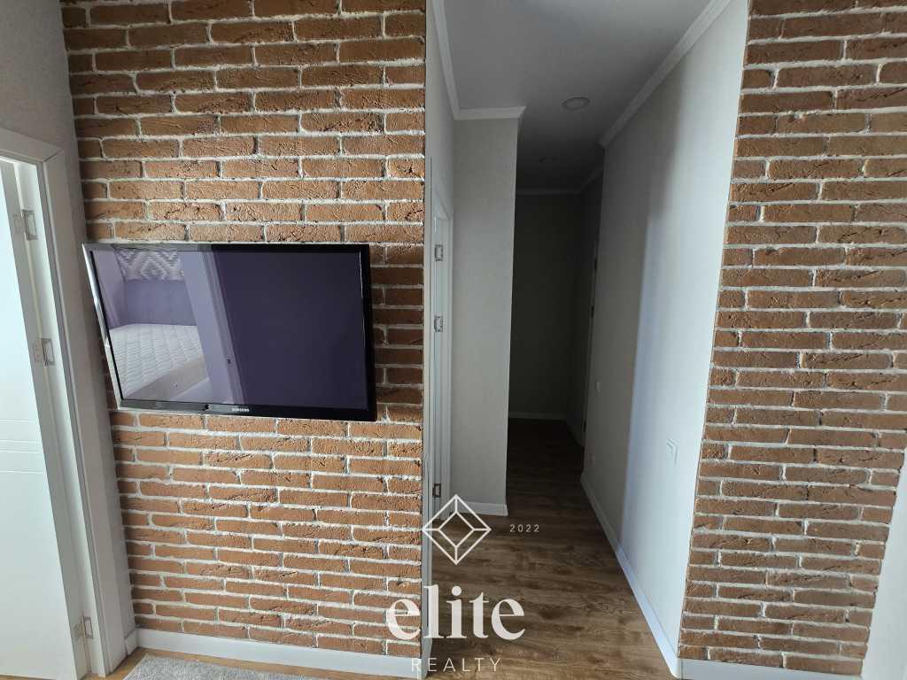elite realty image