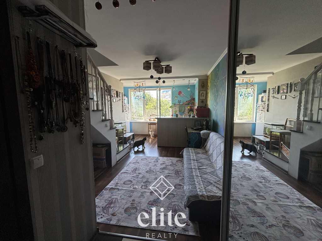 elite realty image