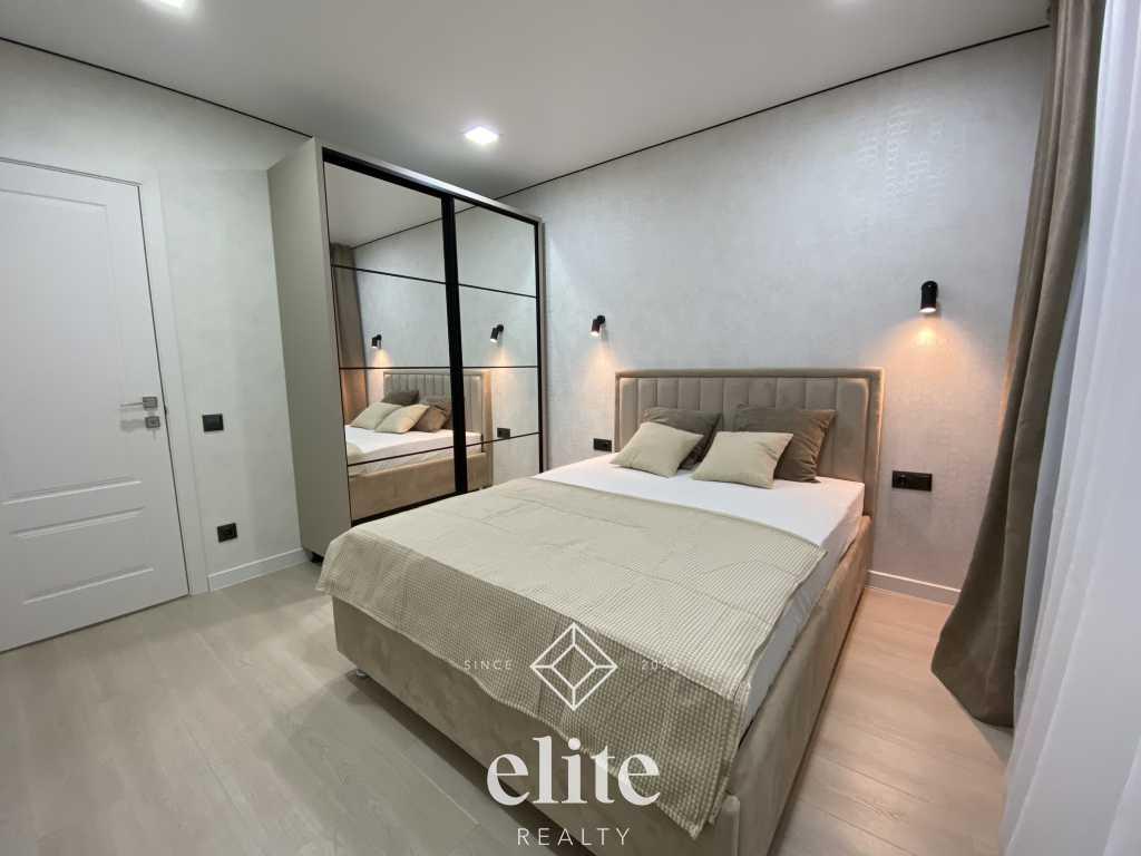 elite realty image