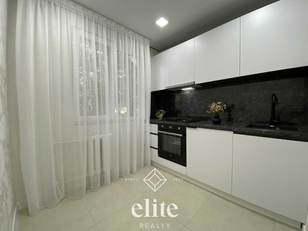 elite realty image