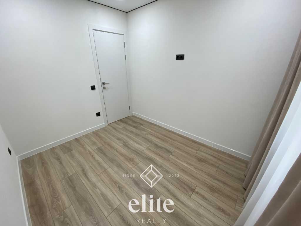 elite realty image