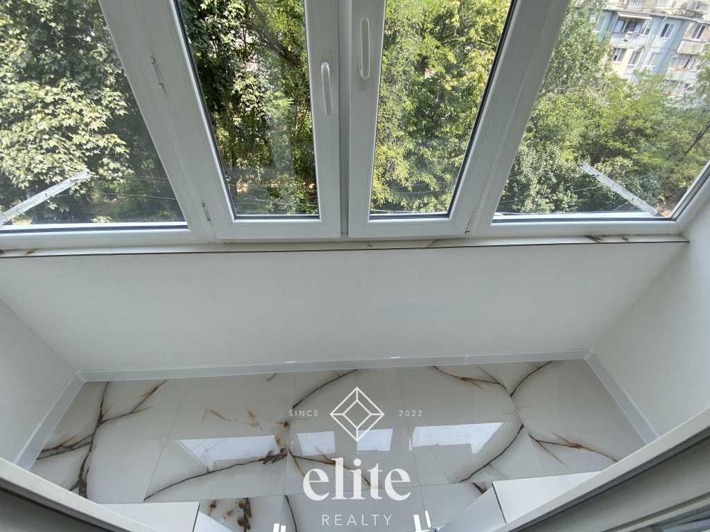 elite realty image