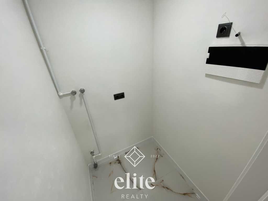 elite realty image