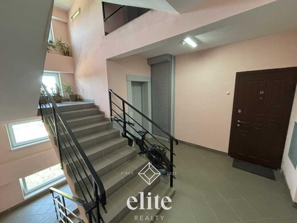 elite realty image