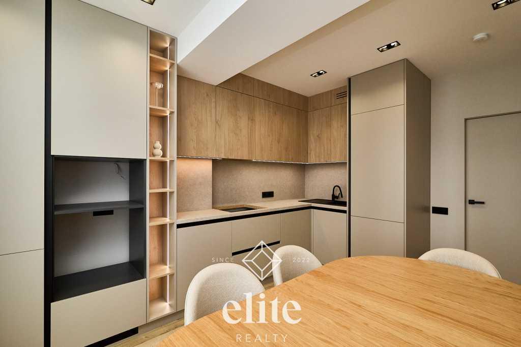 elite realty image