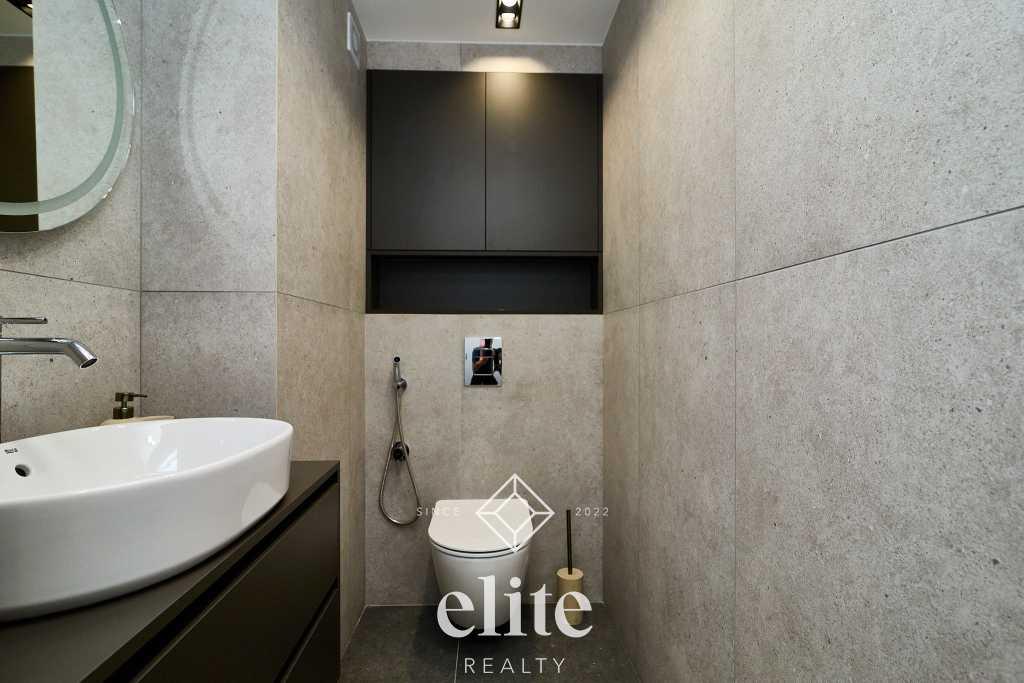 elite realty image