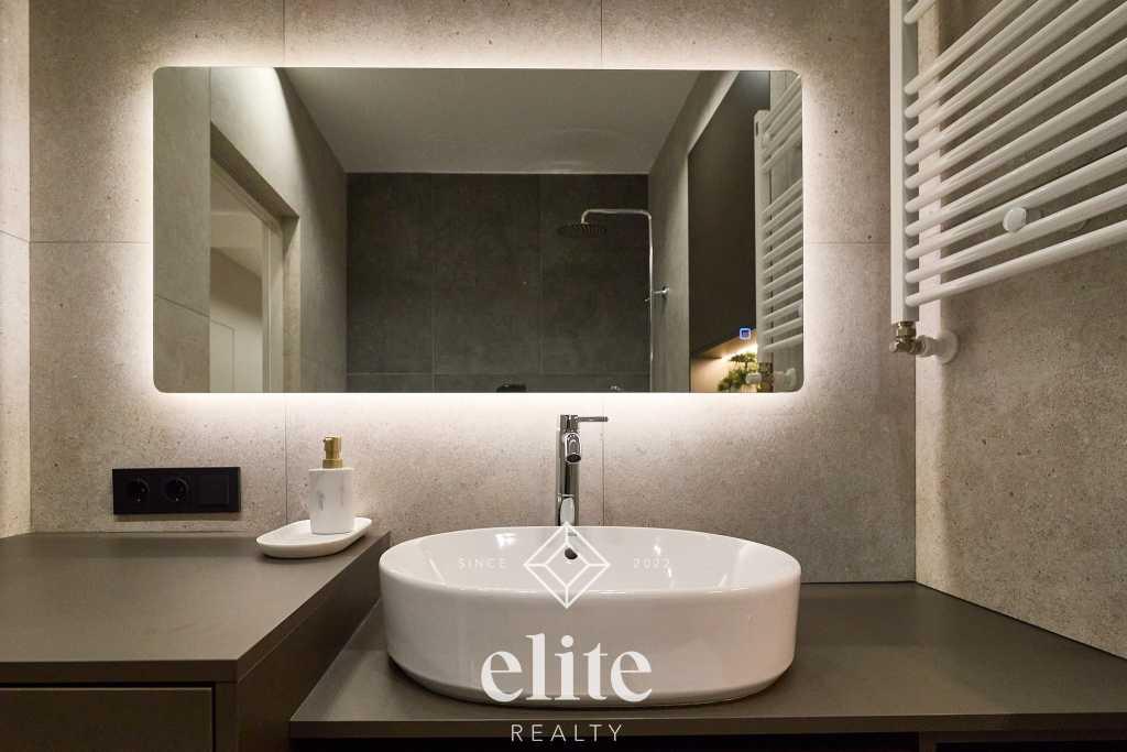 elite realty image