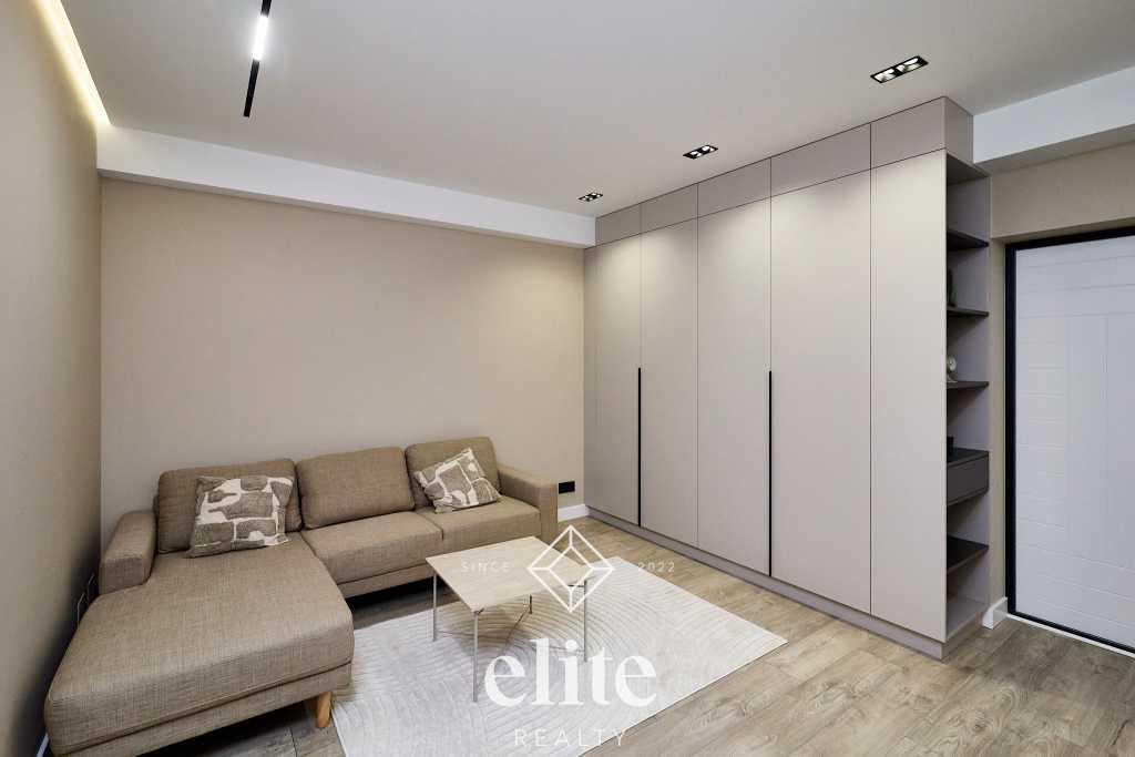 elite realty image