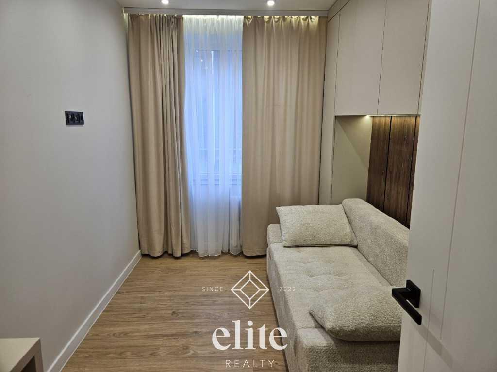 elite realty image