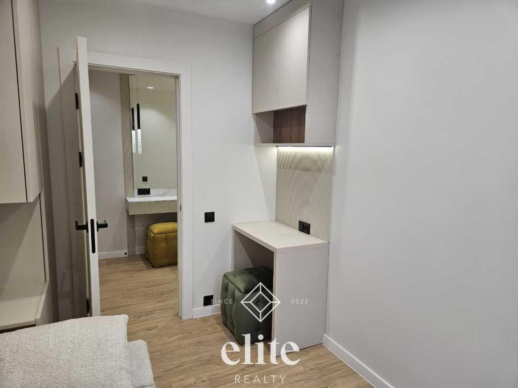 elite realty image