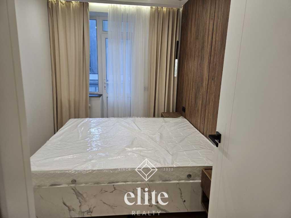 elite realty image