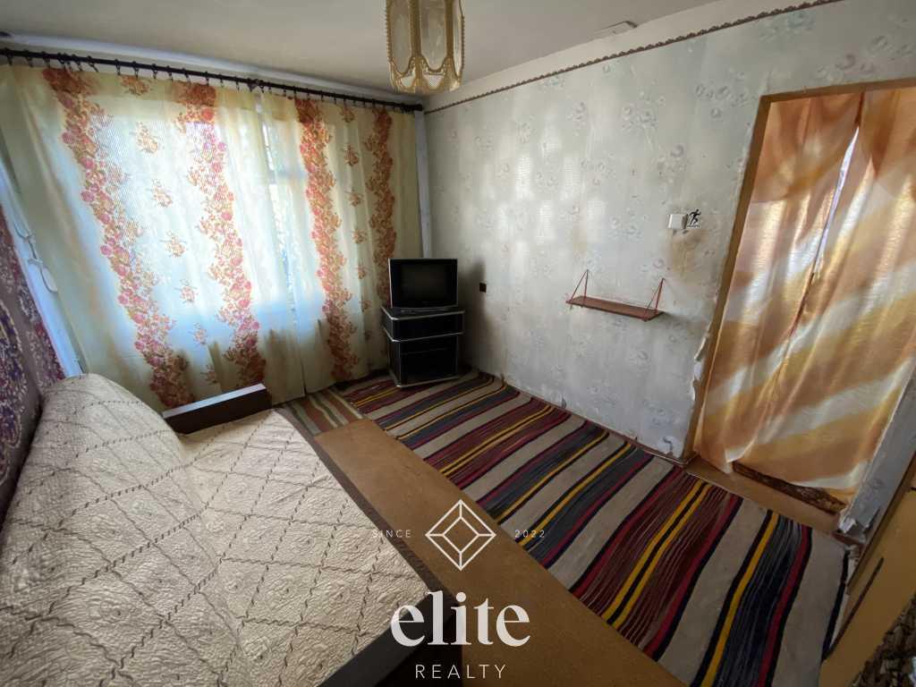 elite realty image