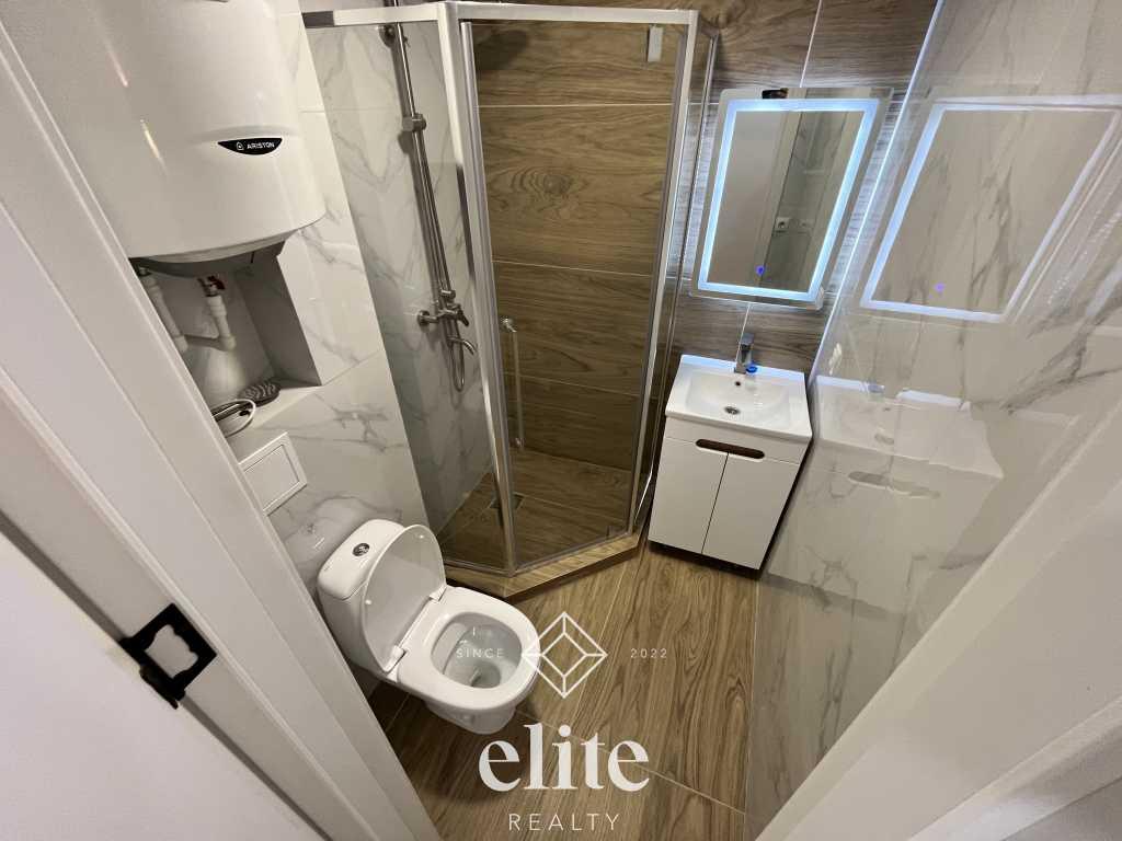 elite realty image
