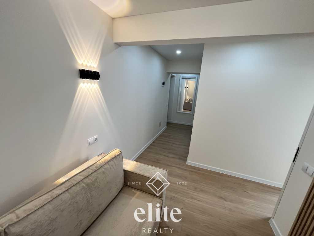 elite realty image