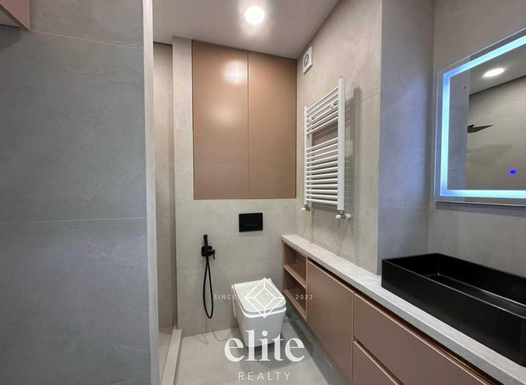 elite realty image