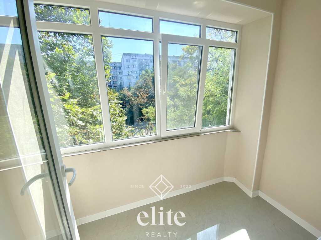 elite realty image