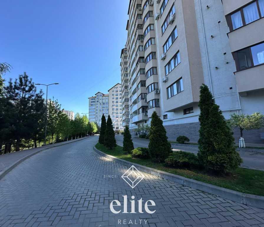elite realty image
