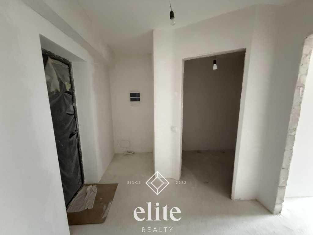 elite realty image