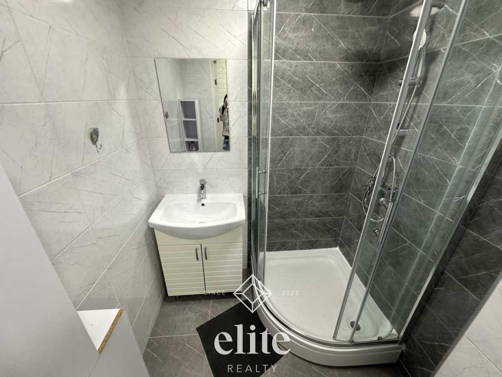 elite realty image
