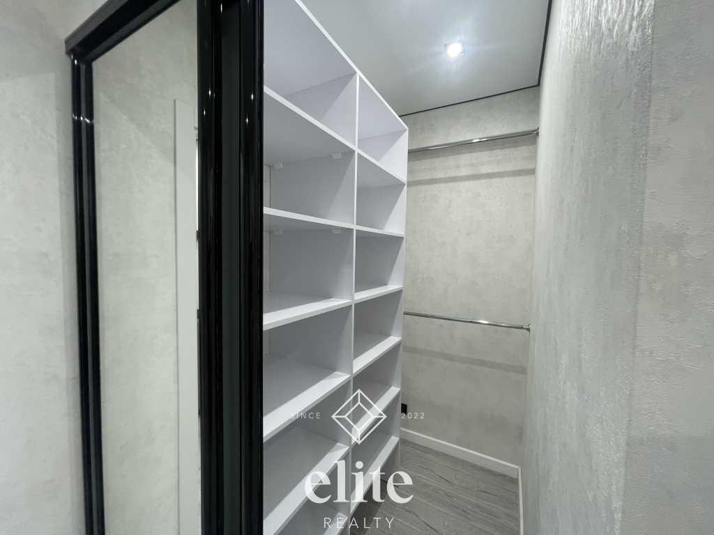 elite realty image