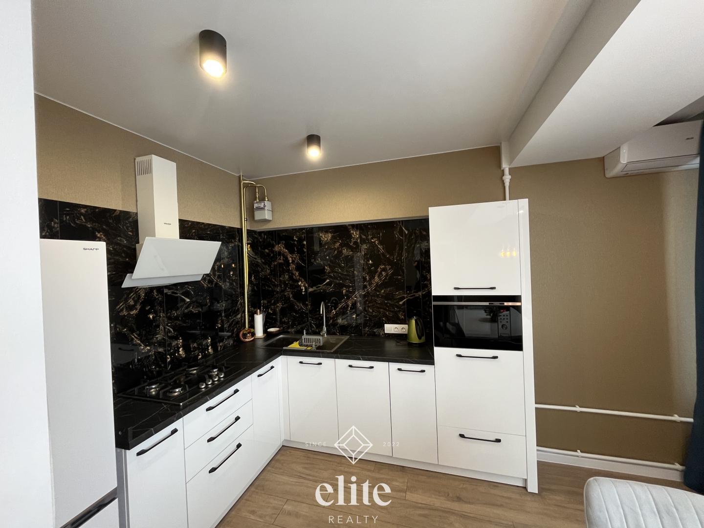 elite realty image