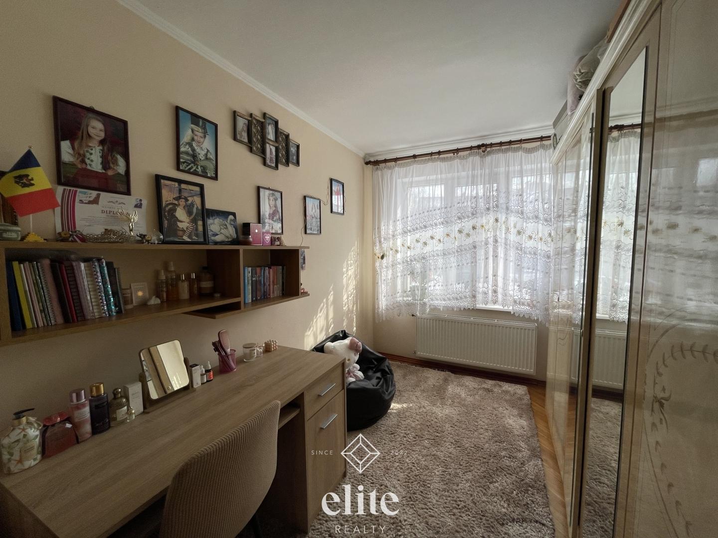elite realty image
