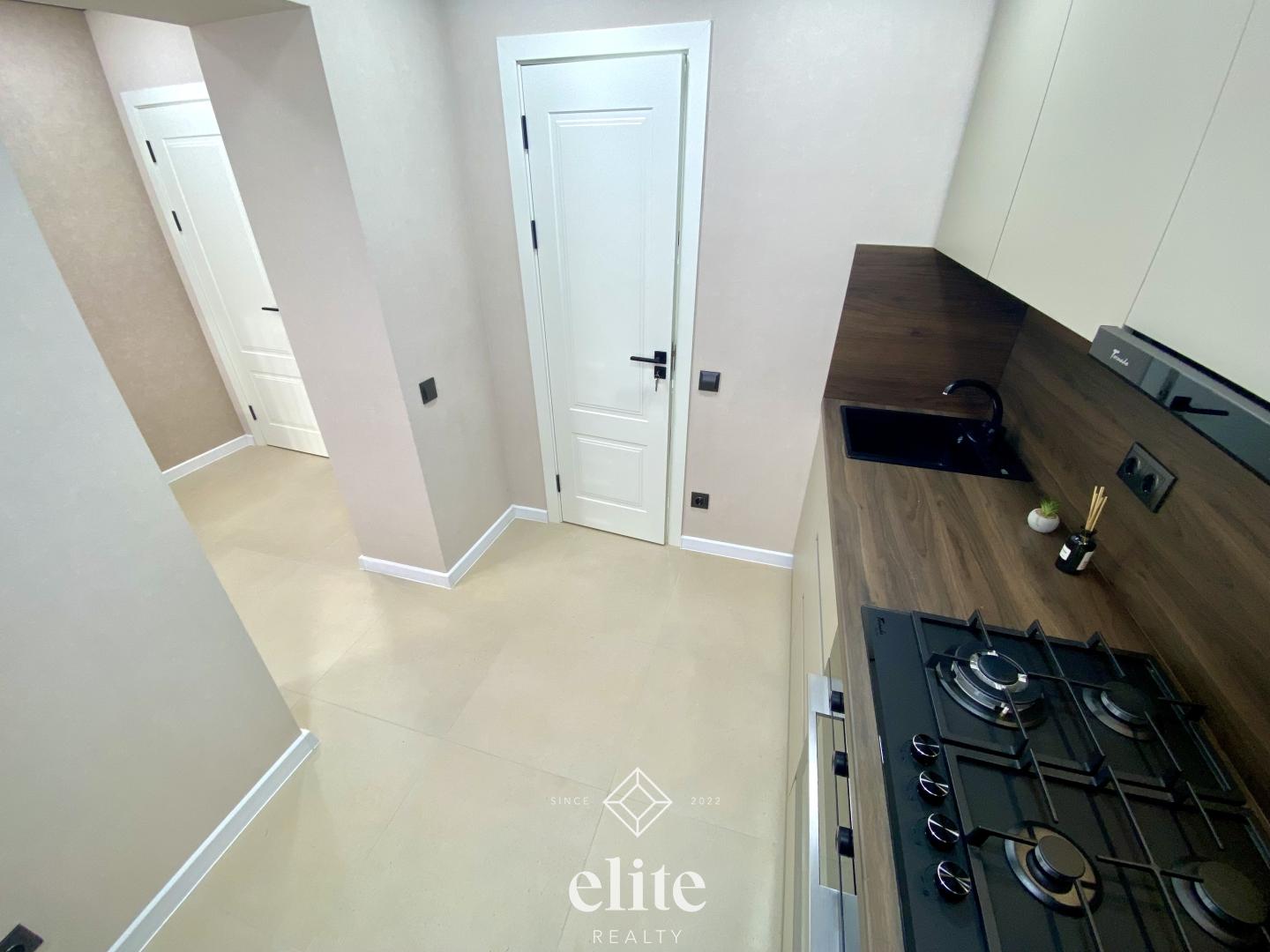 elite realty image