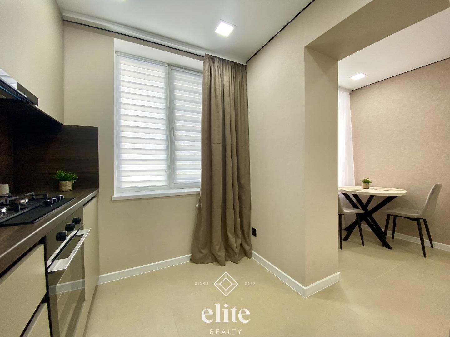 elite realty image