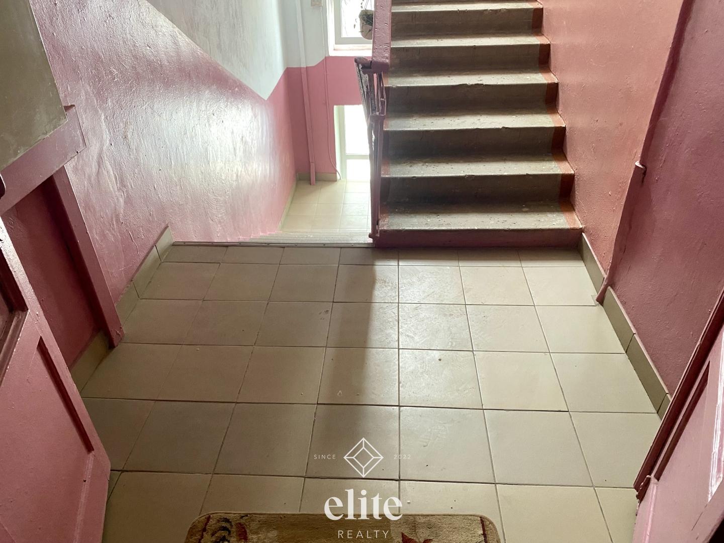 elite realty image