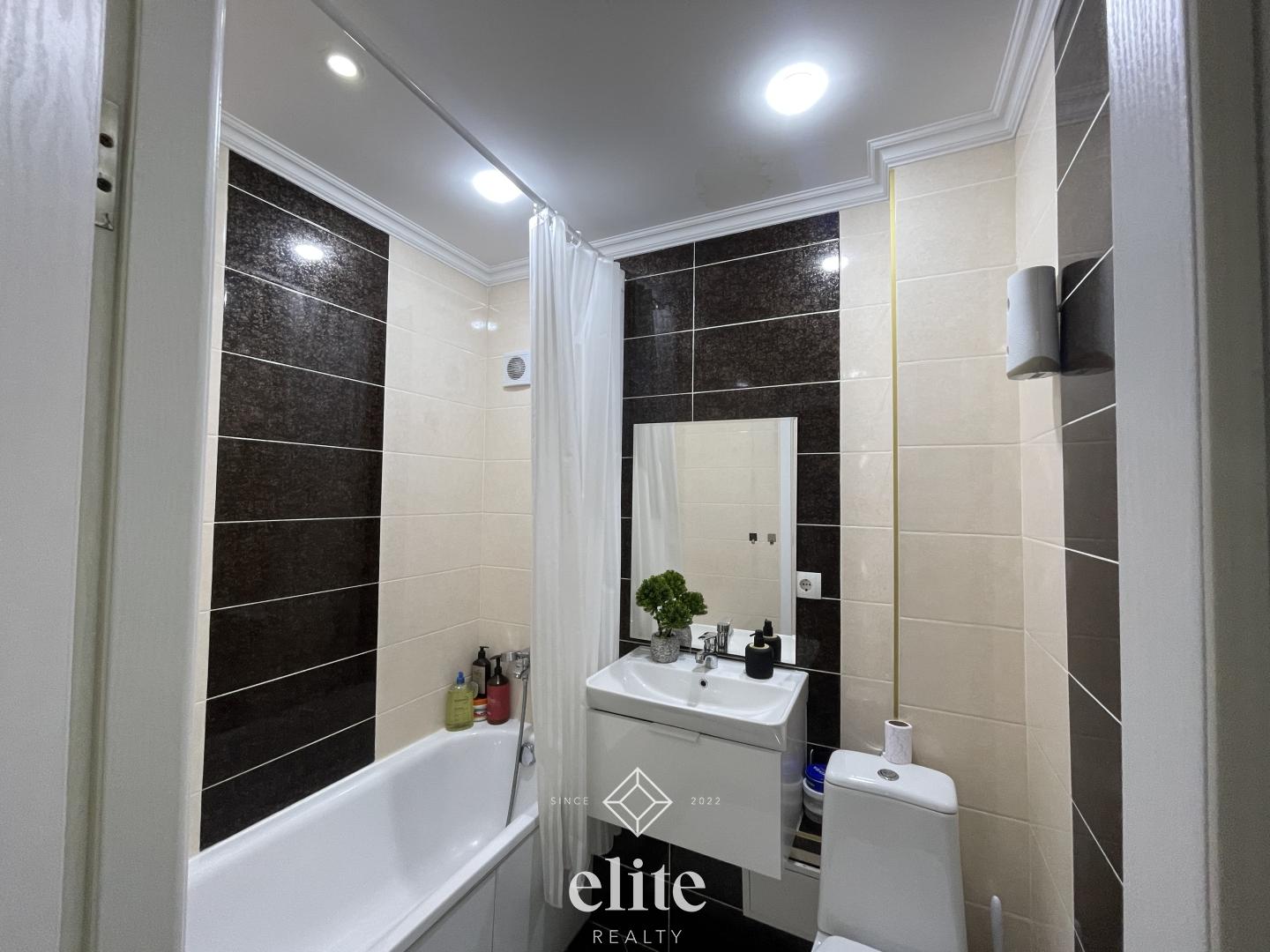 elite realty image