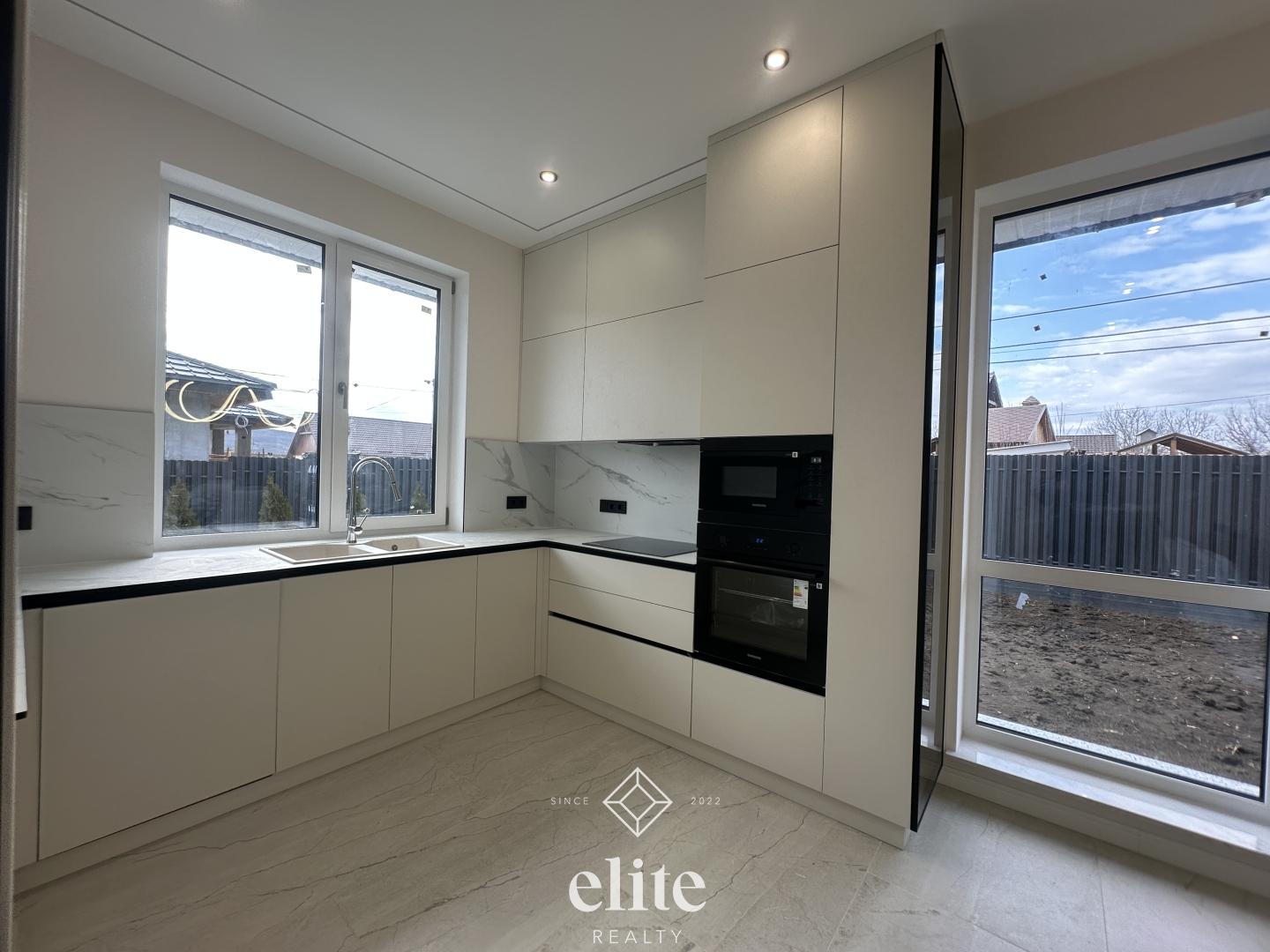 elite realty image