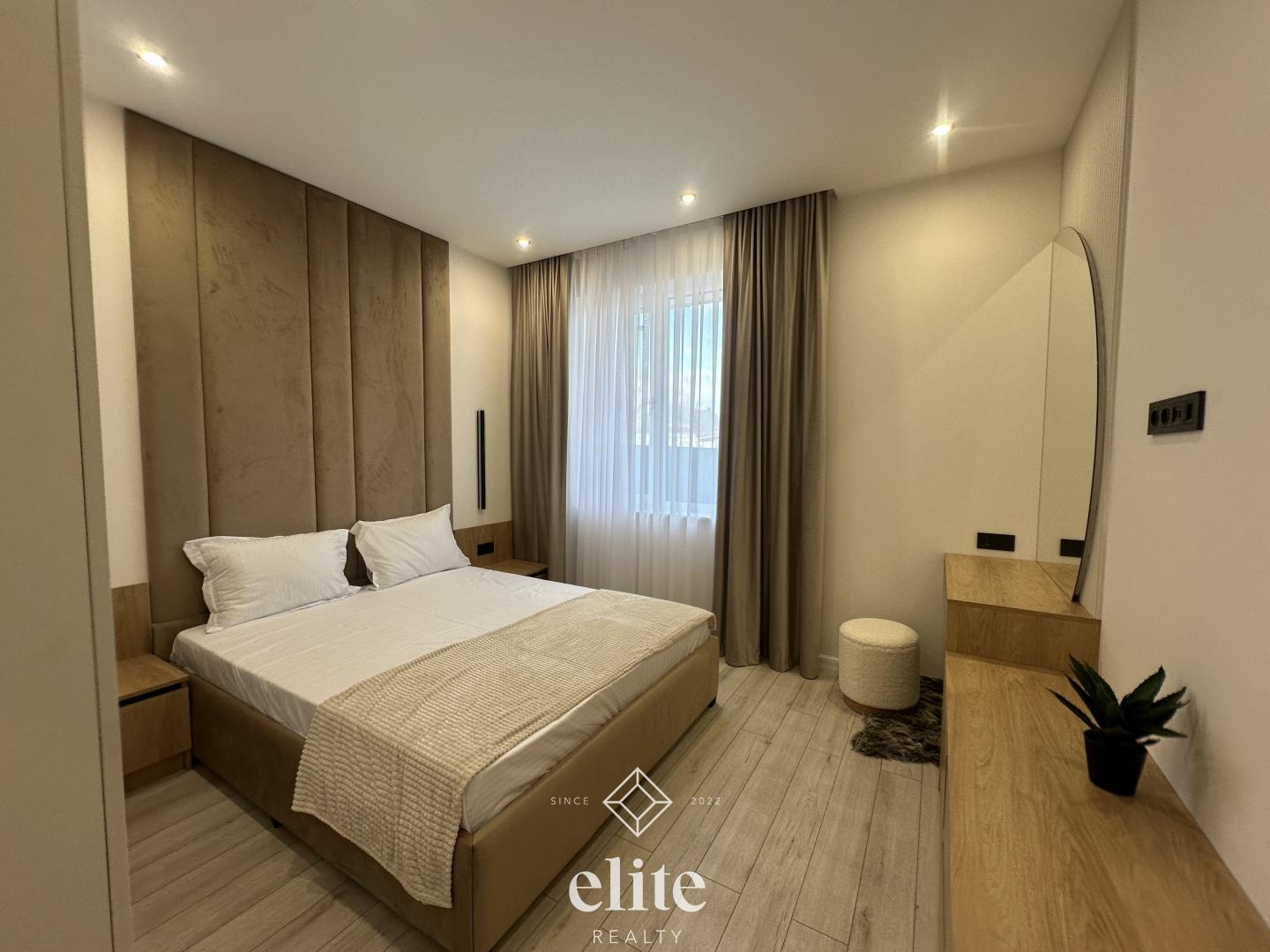 elite realty image