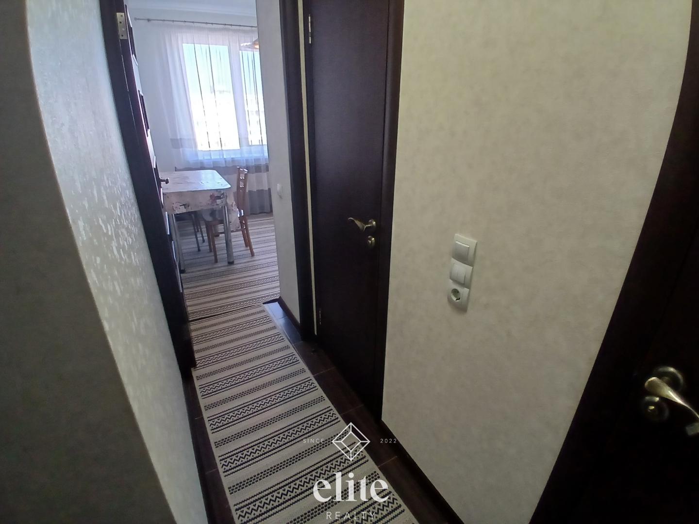 elite realty image