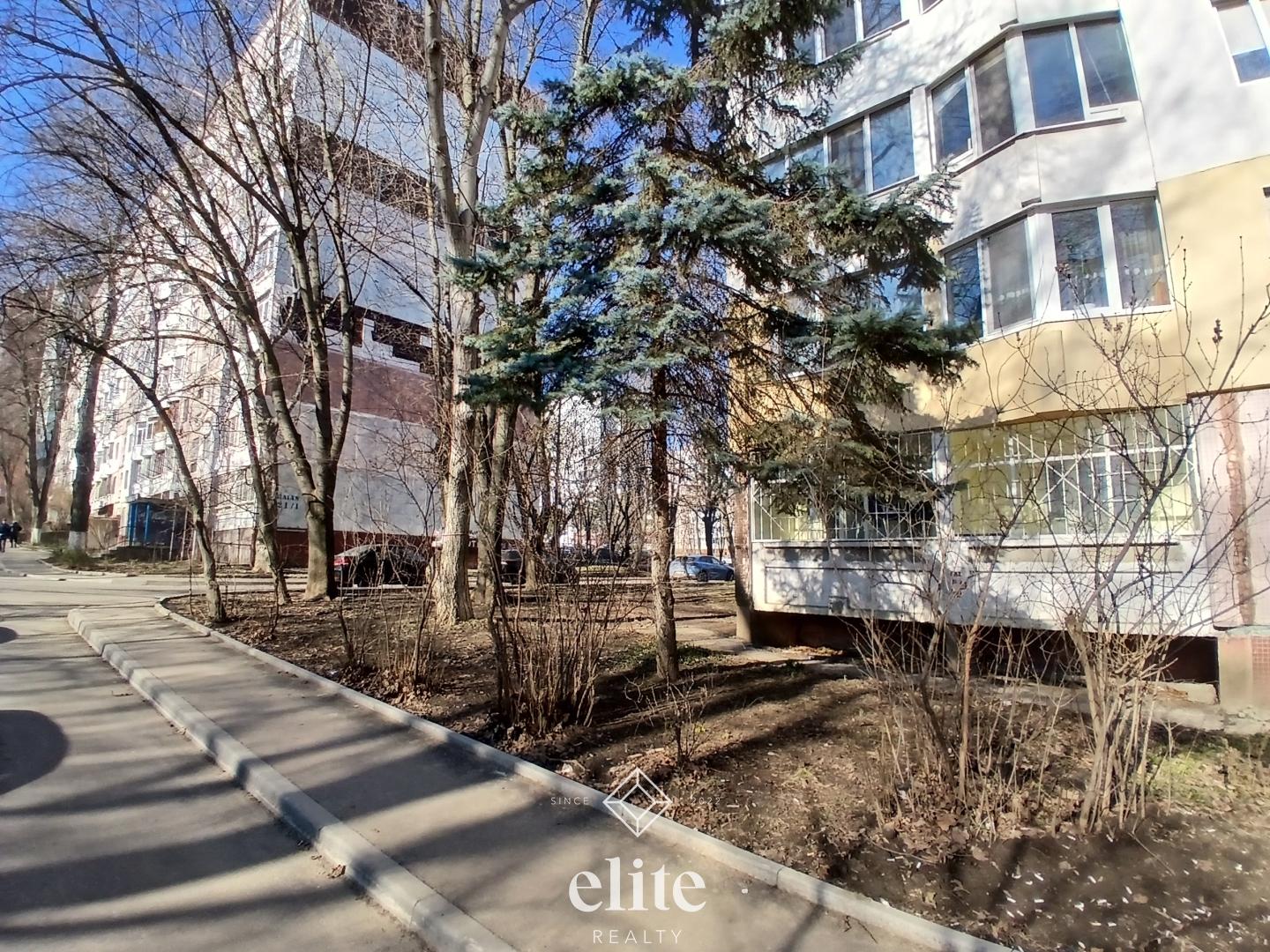 elite realty image