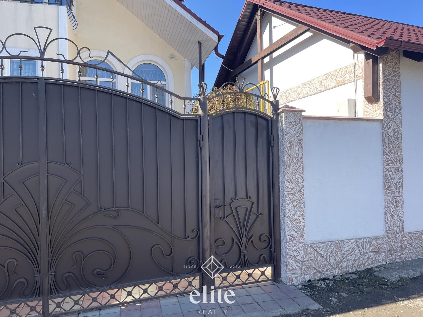 elite realty image