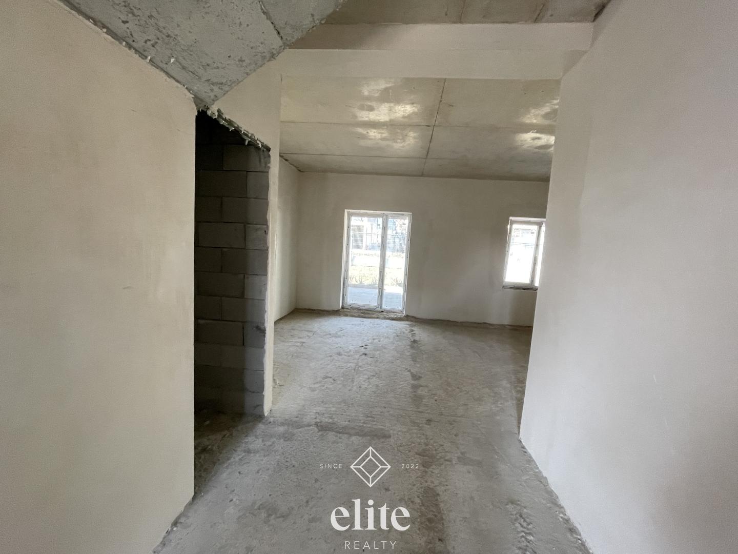 elite realty image