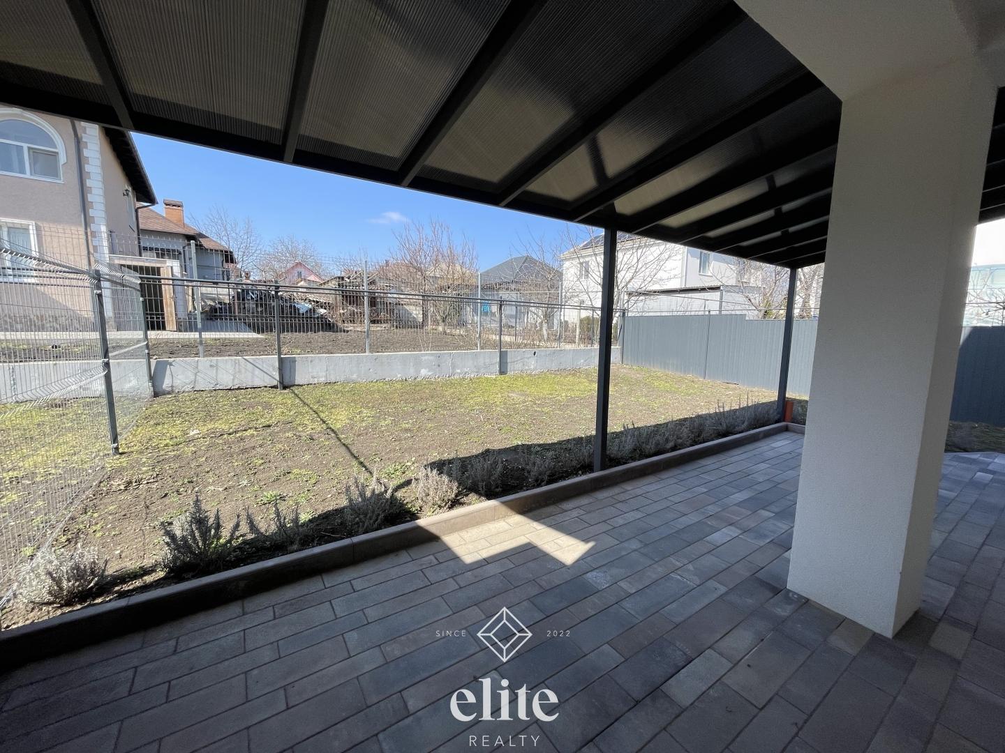 elite realty image
