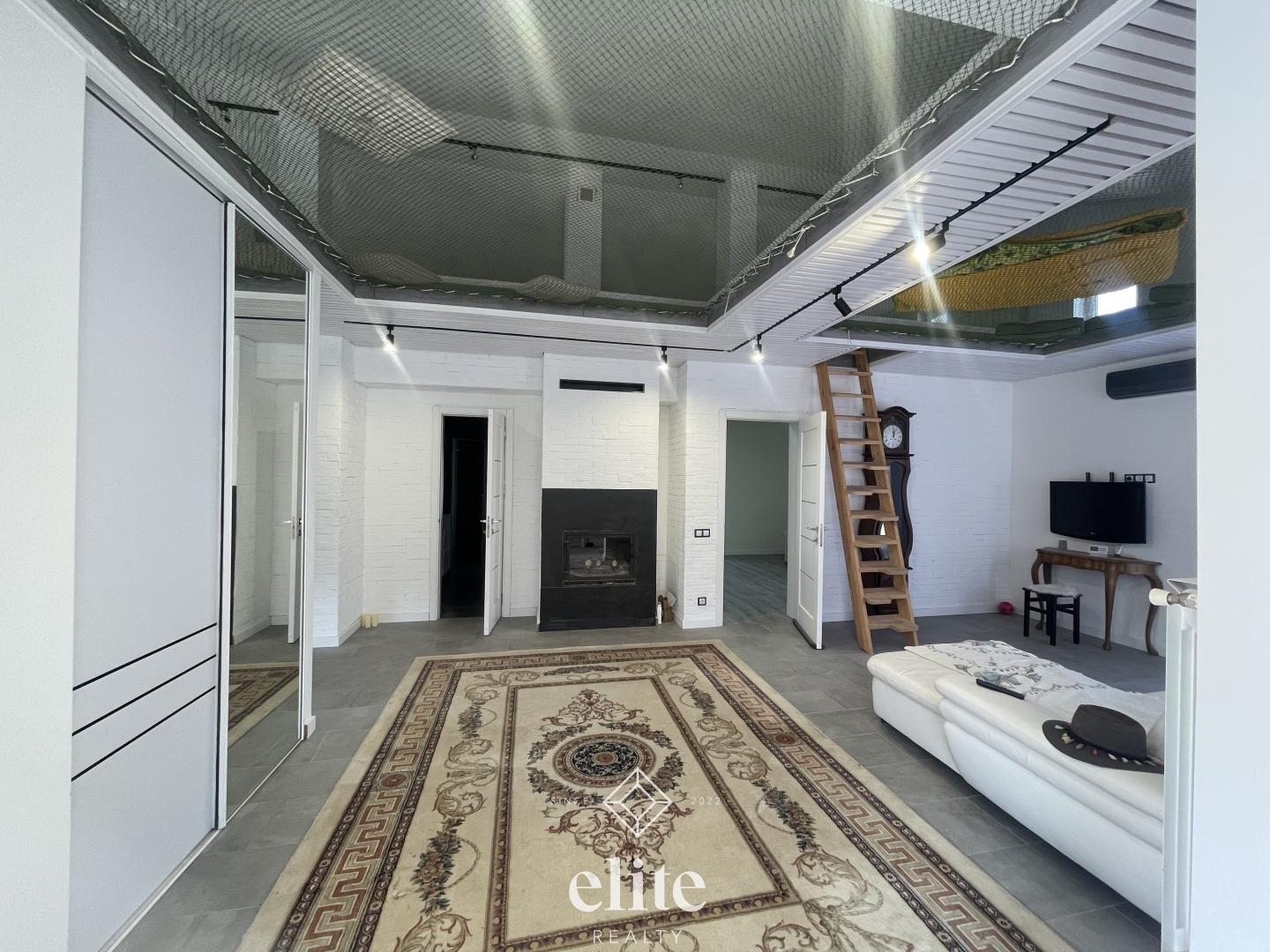elite realty image
