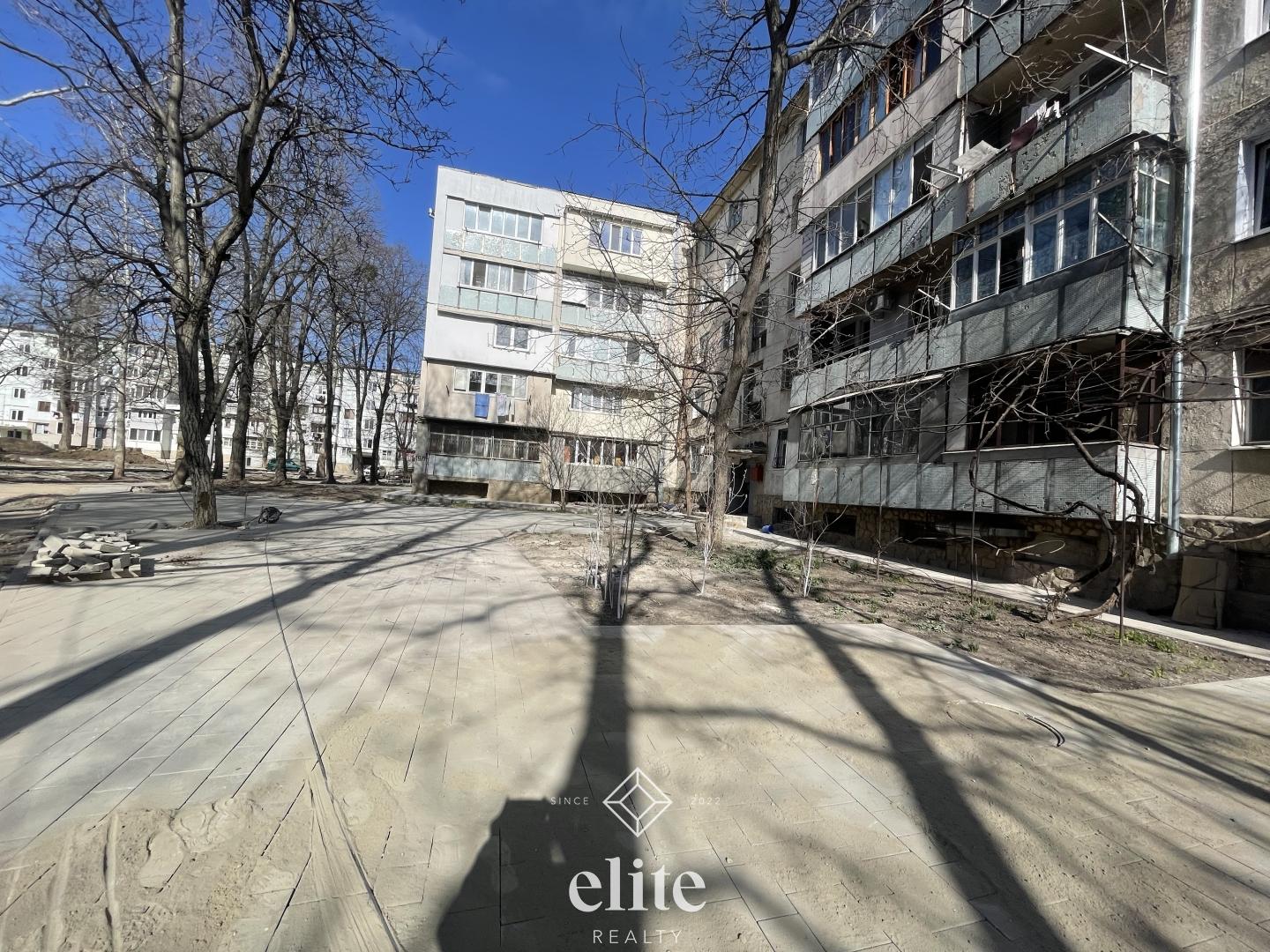 elite realty image