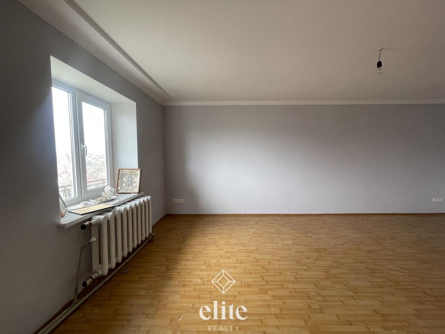 elite realty image