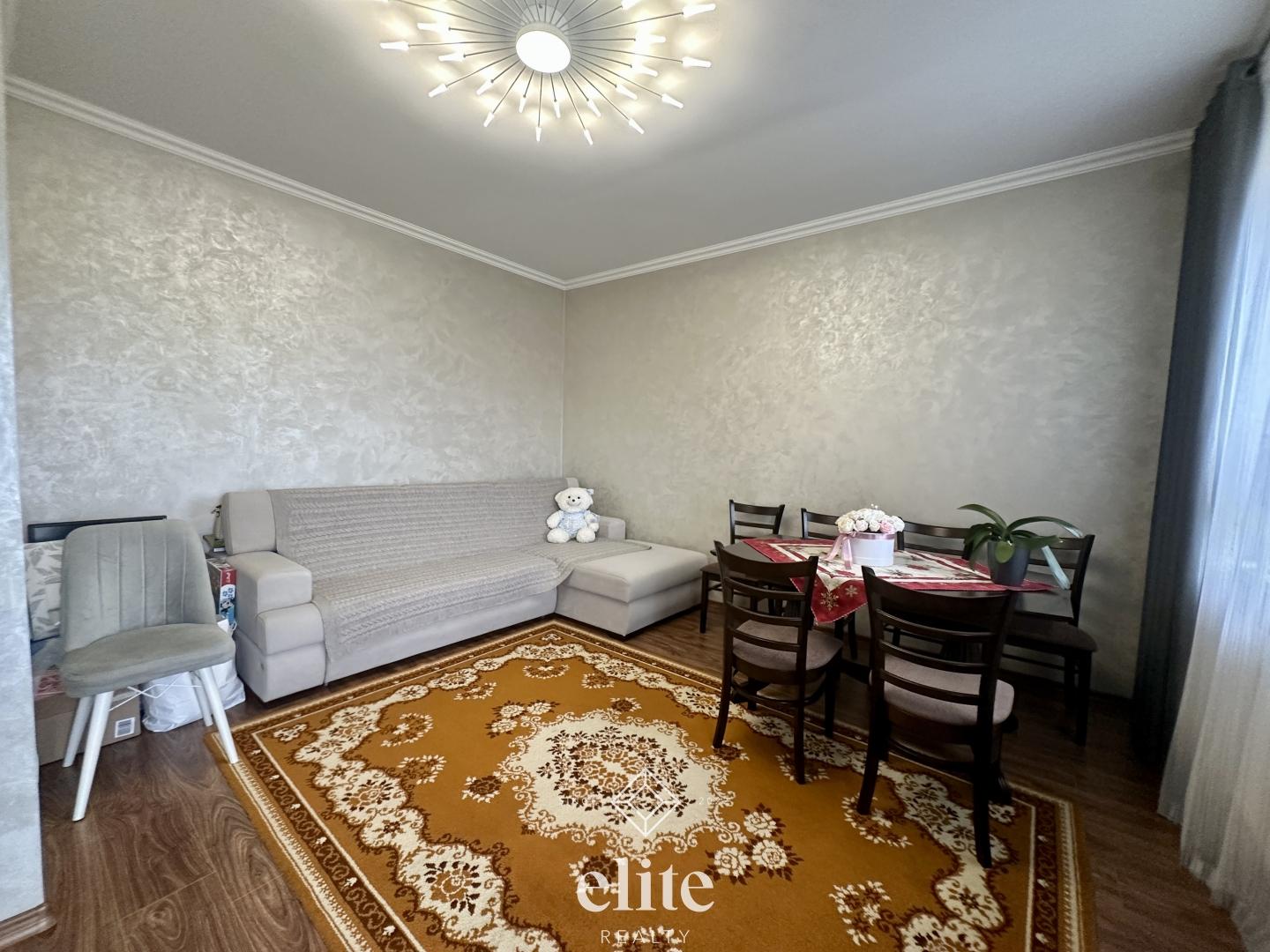 elite realty image