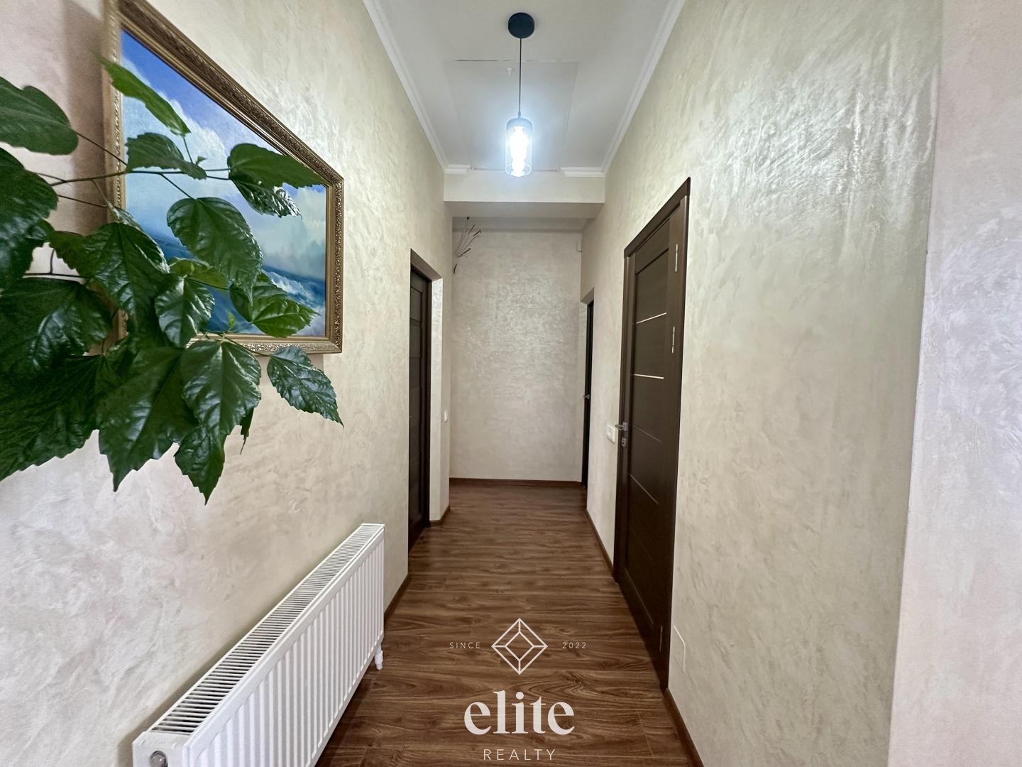 elite realty image