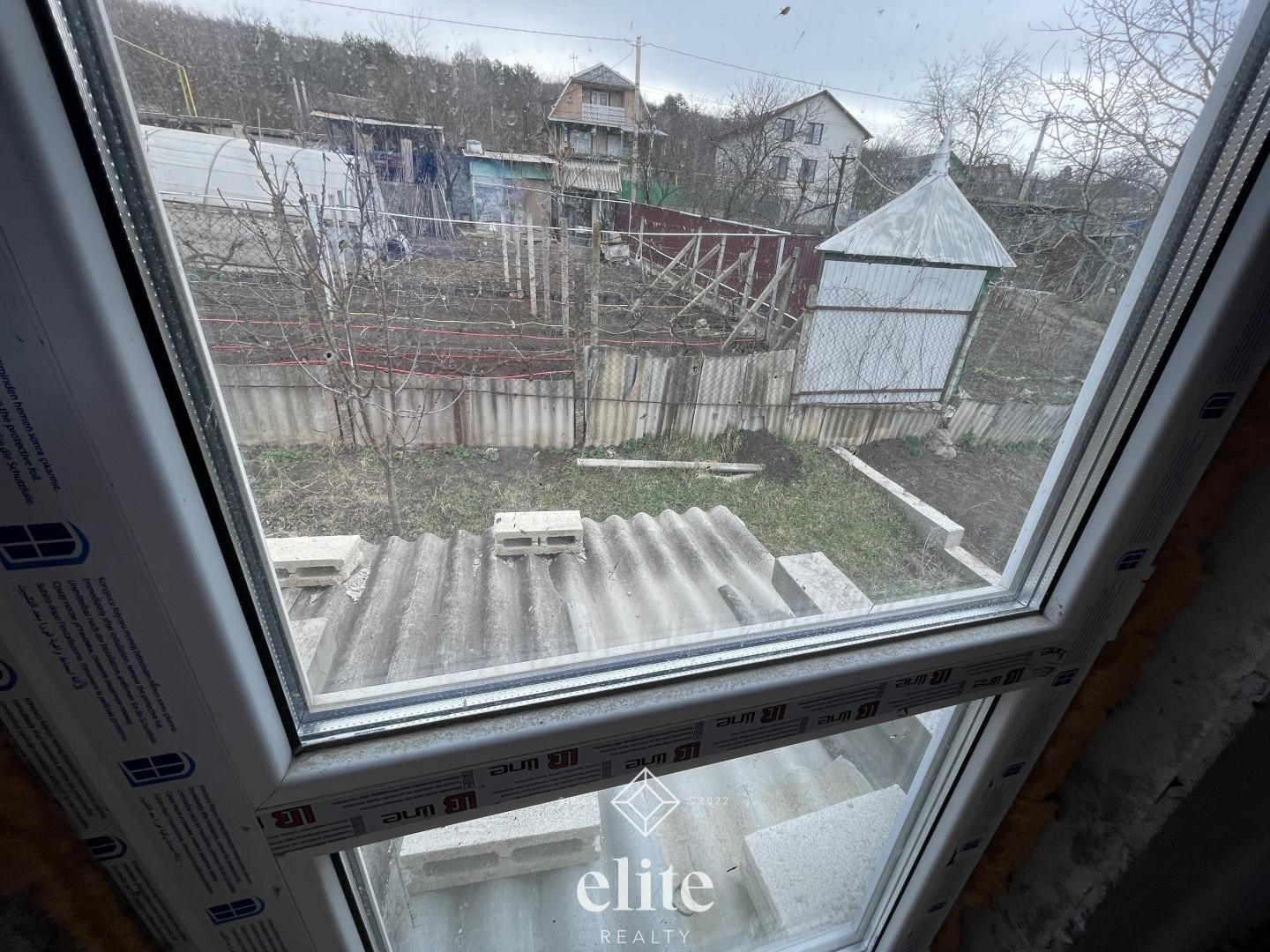 elite realty image