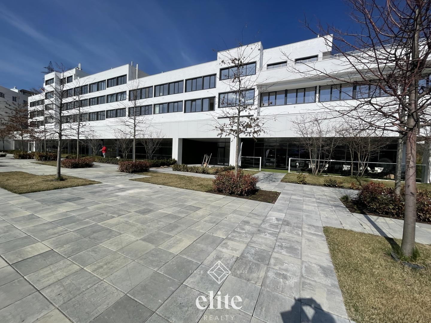 elite realty image