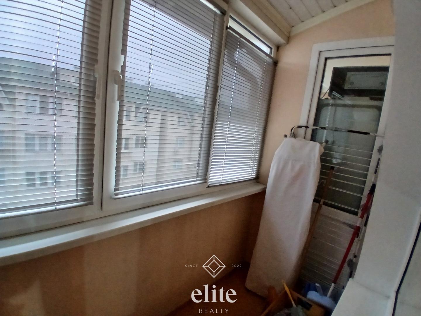 elite realty image