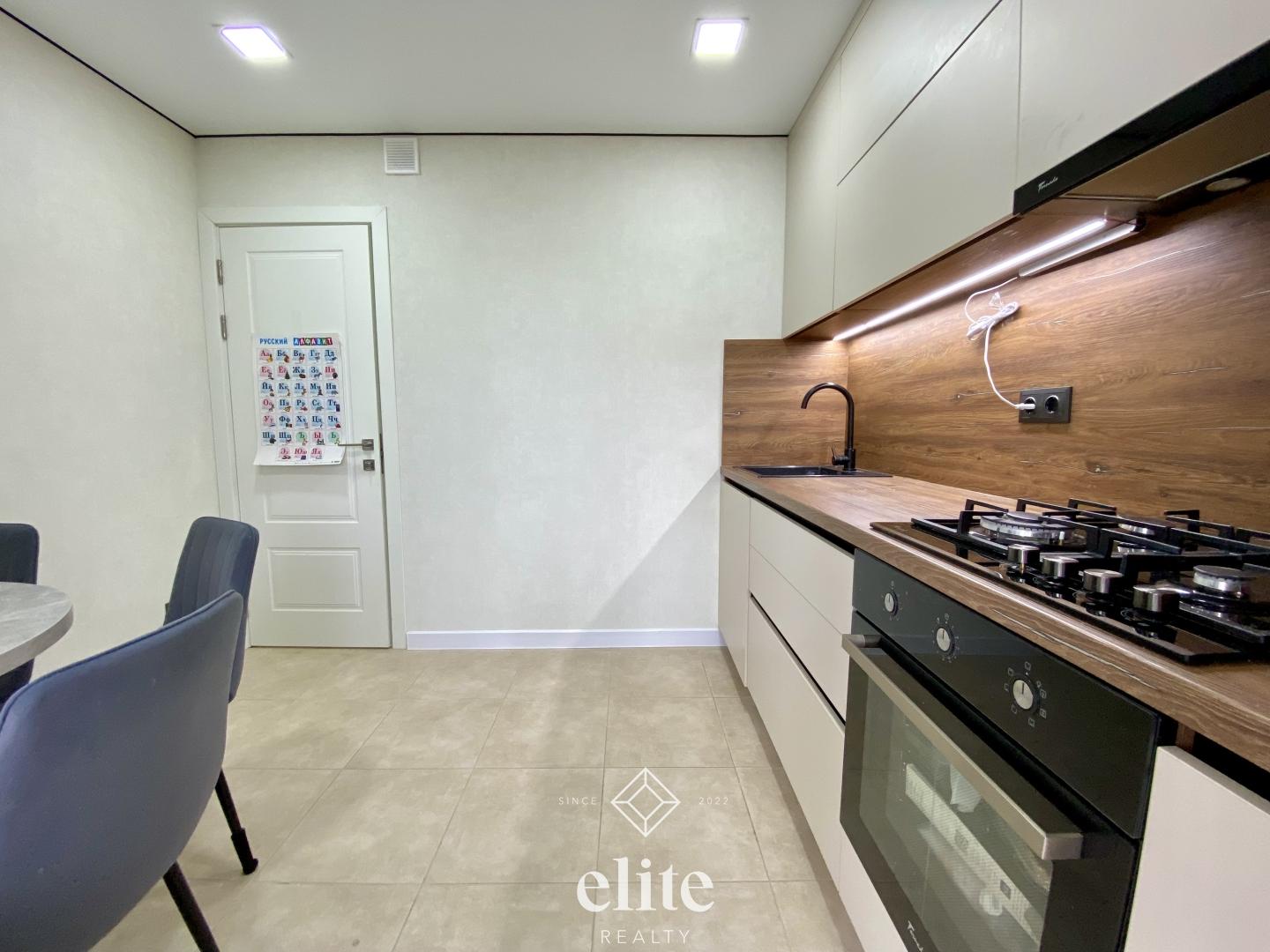 elite realty image