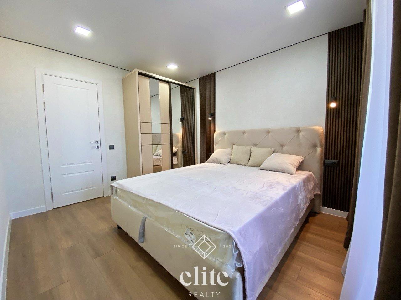 elite realty image