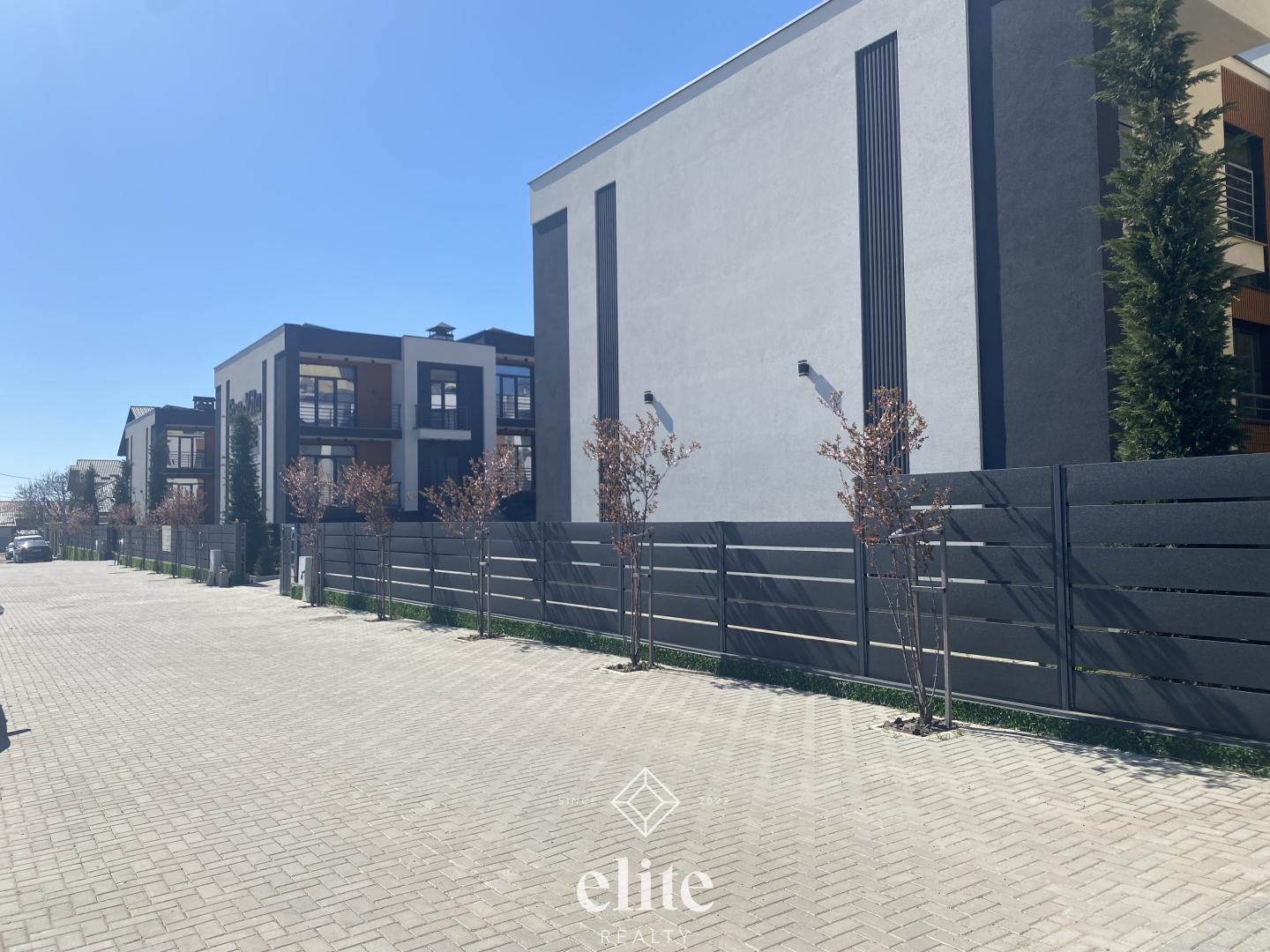 elite realty image