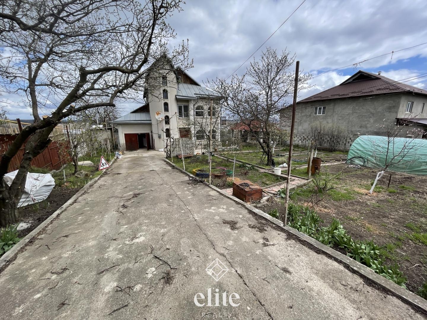 elite realty image